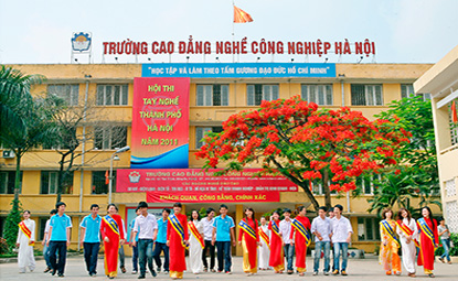 Chương trình đào tạo và các môn học khoa công nghệ thông tin